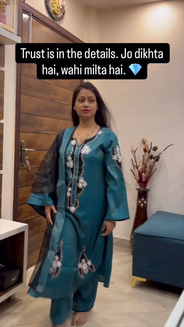 Post 2 by Shadab Libas Mahal on Instagram (video)