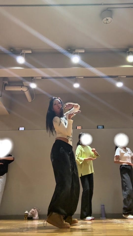 Post 2 by エリナ on TikTok (video)
