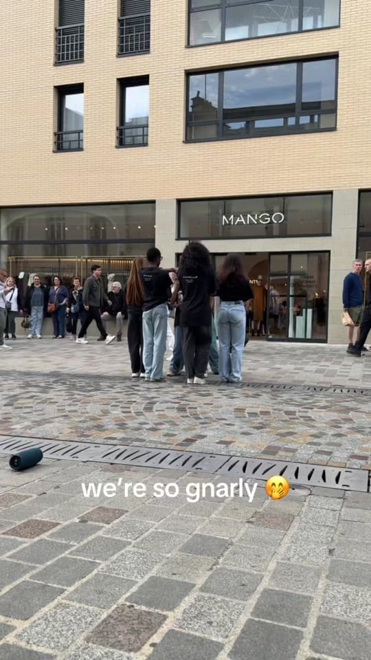 Post 8 by 🔵Helios crew🔵 on TikTok (video)