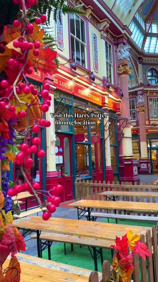 Post 2 by Francesca Pontes on TikTok (video)