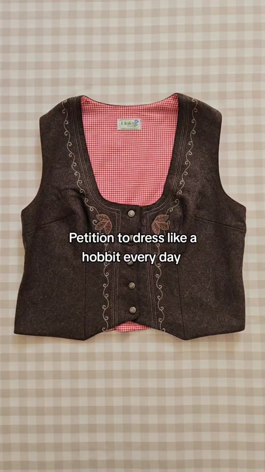 Post 7 by DodieVintageShop 🐌🧺🌱 on TikTok (video)