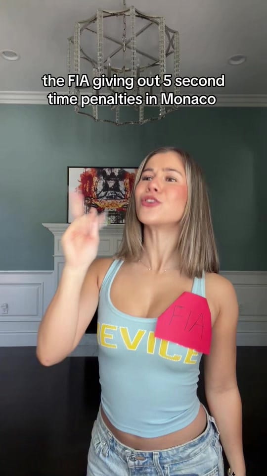 Post 7 by iamparisjoy on TikTok (video)