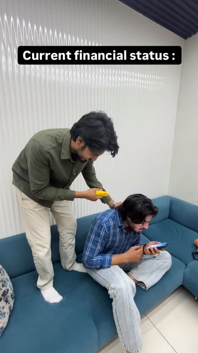 Post 4 by Hemang Parekh on Instagram (video)