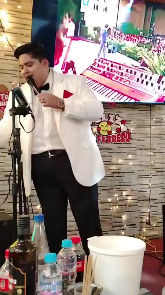 Post 5 by Chema Cervantes on TikTok (video)