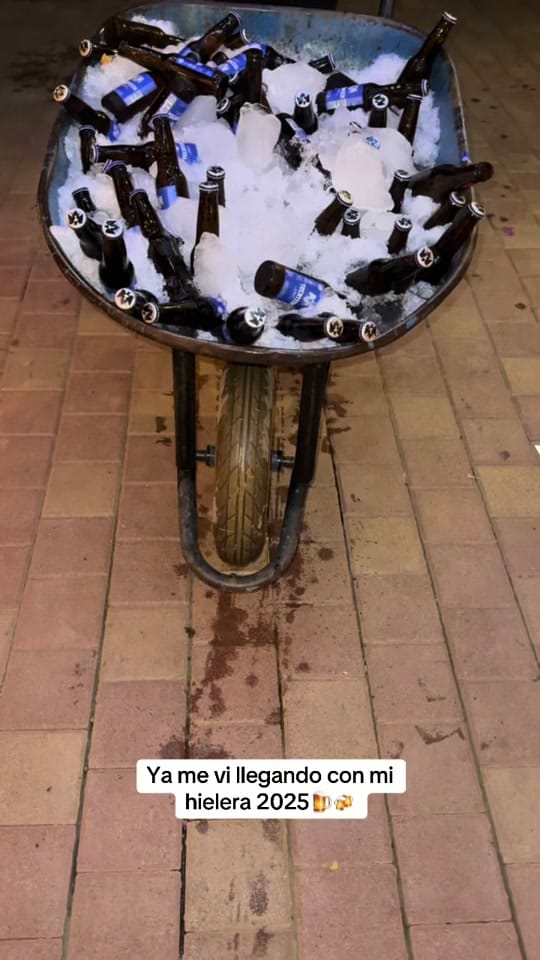 Post 8 by Banda Punto Medio on TikTok (video)