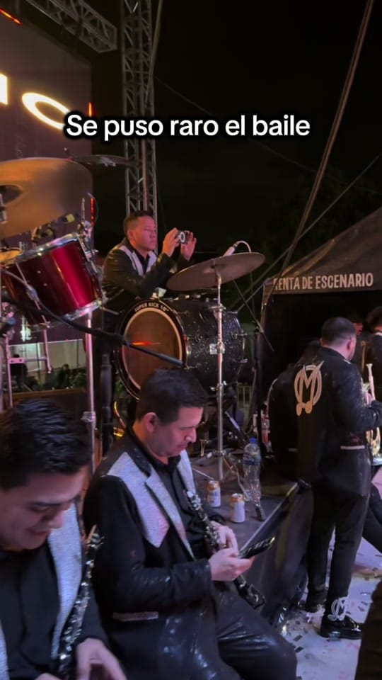 Post 1 by Banda Punto Medio on TikTok (video)