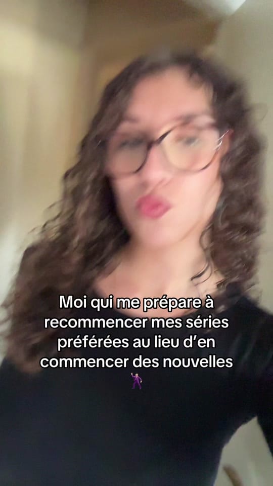 Post 8 by Sabrina 🎬🍿💋 on TikTok (video)