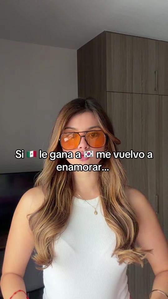 Post 3 by Emma Velarde on TikTok (video)