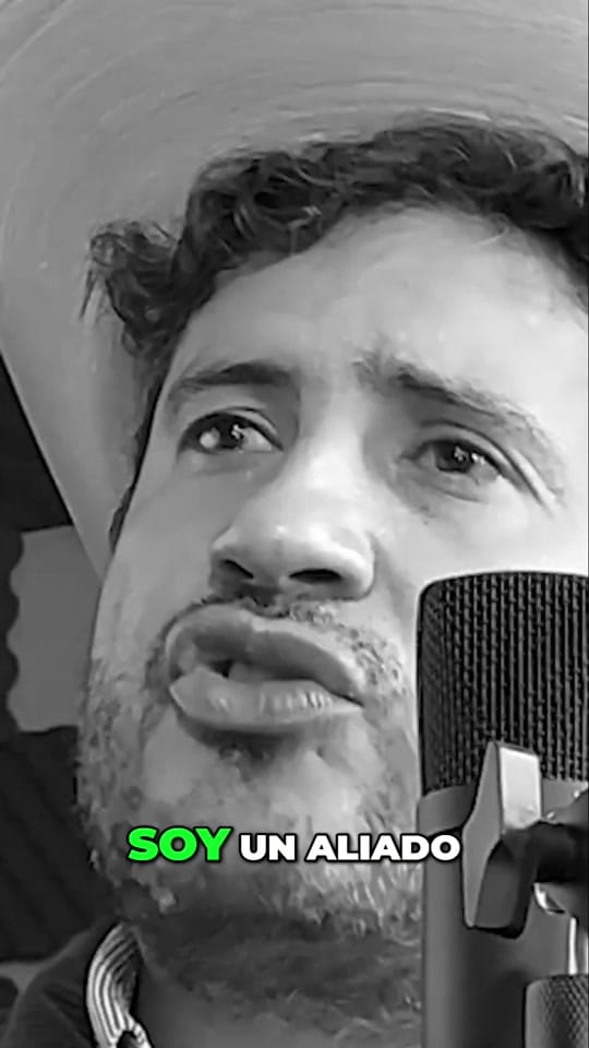 Post 1 by eldetallepodcast on TikTok (video)