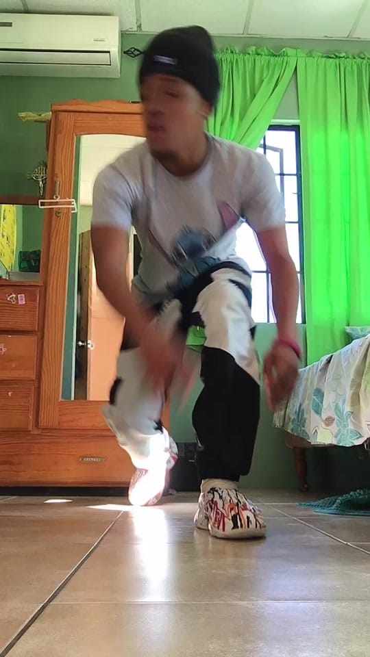 Post 2 by Lando ☝🏼‼️ on TikTok (video)