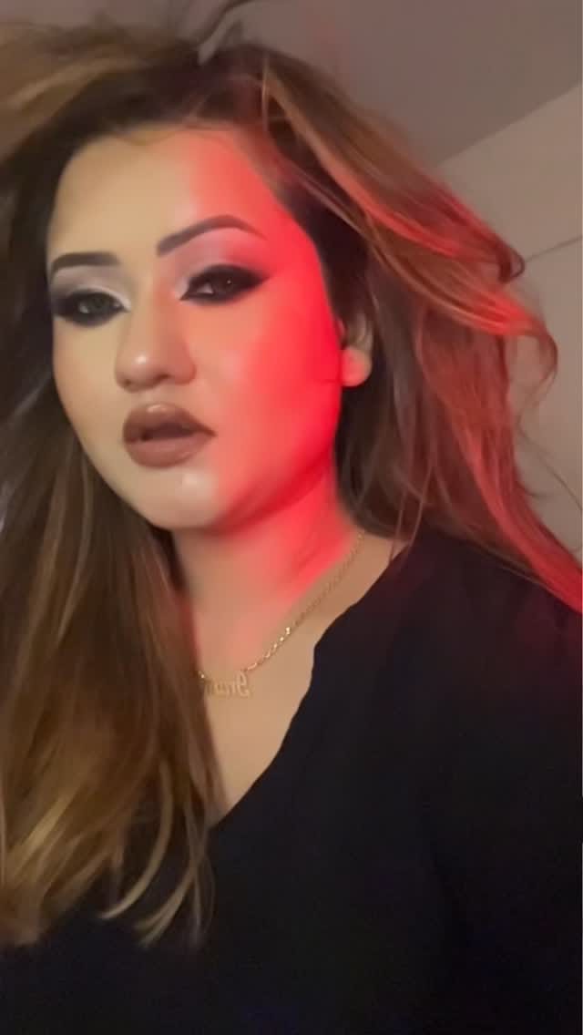 Post 10 by Iram Rizwan Khan on Instagram (video)