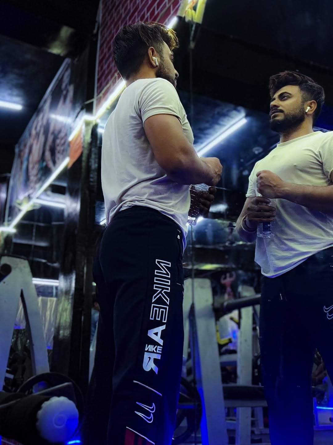Post 5 by Rishabh Dwivedi on Instagram (image)