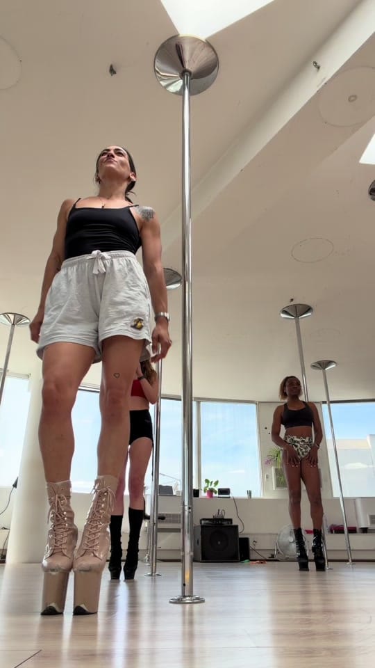 Post 7 by MynameisStefanie on TikTok (video)