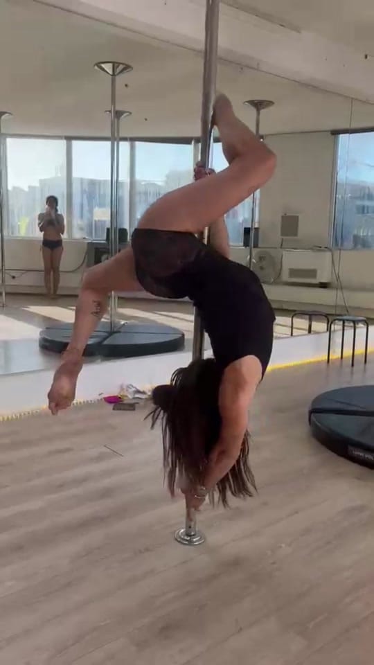 Post 3 by MynameisStefanie on TikTok (video)