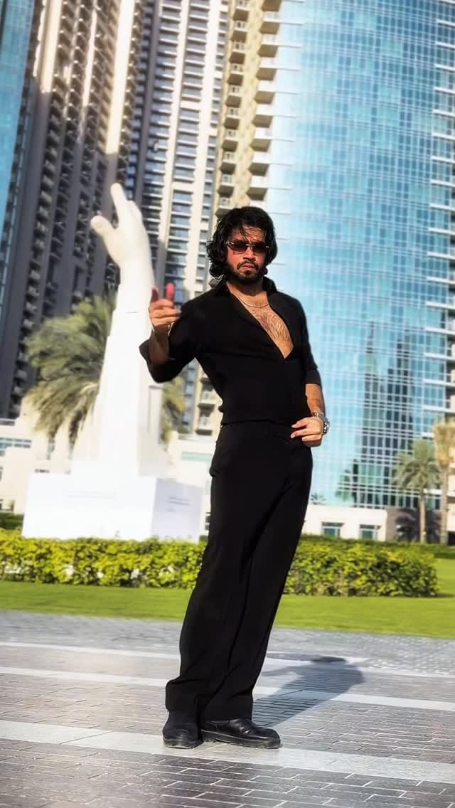 Post 7 by 𝐊𝐀𝐑𝐓𝐀𝐕𝐘𝐀 𝐊𝐇𝐔𝐑𝐑𝐀𝐍𝐀 on Instagram (video)