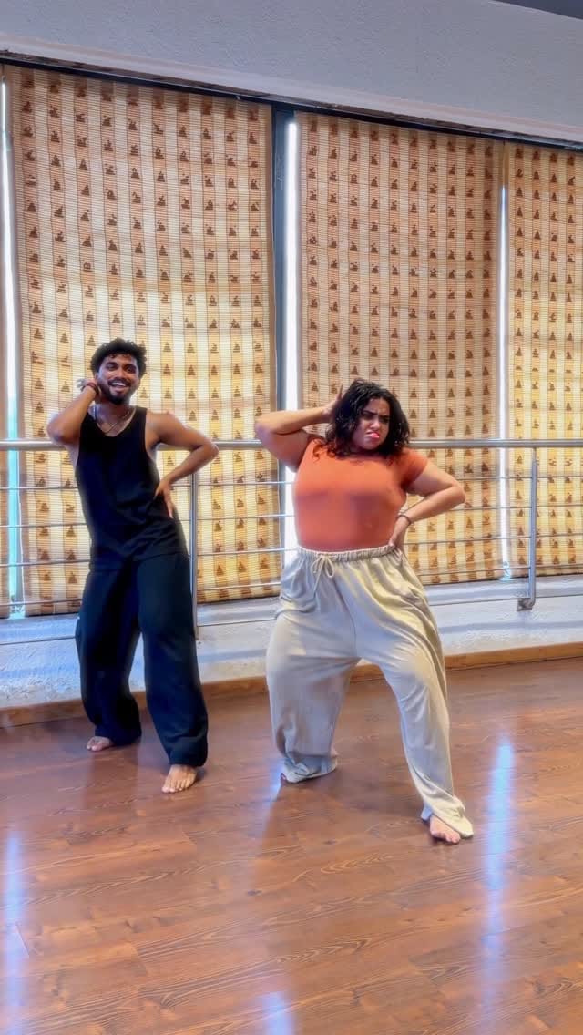 Post 4 by Simran Jat on Instagram (video)