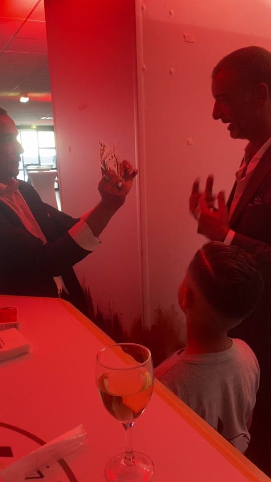 Post 1 by Gaël le Magicien 🧙‍♂️ on TikTok (video)