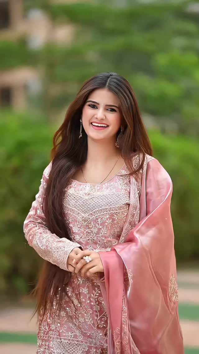 Post 9 by Saniya Shaikh on Instagram (video)
