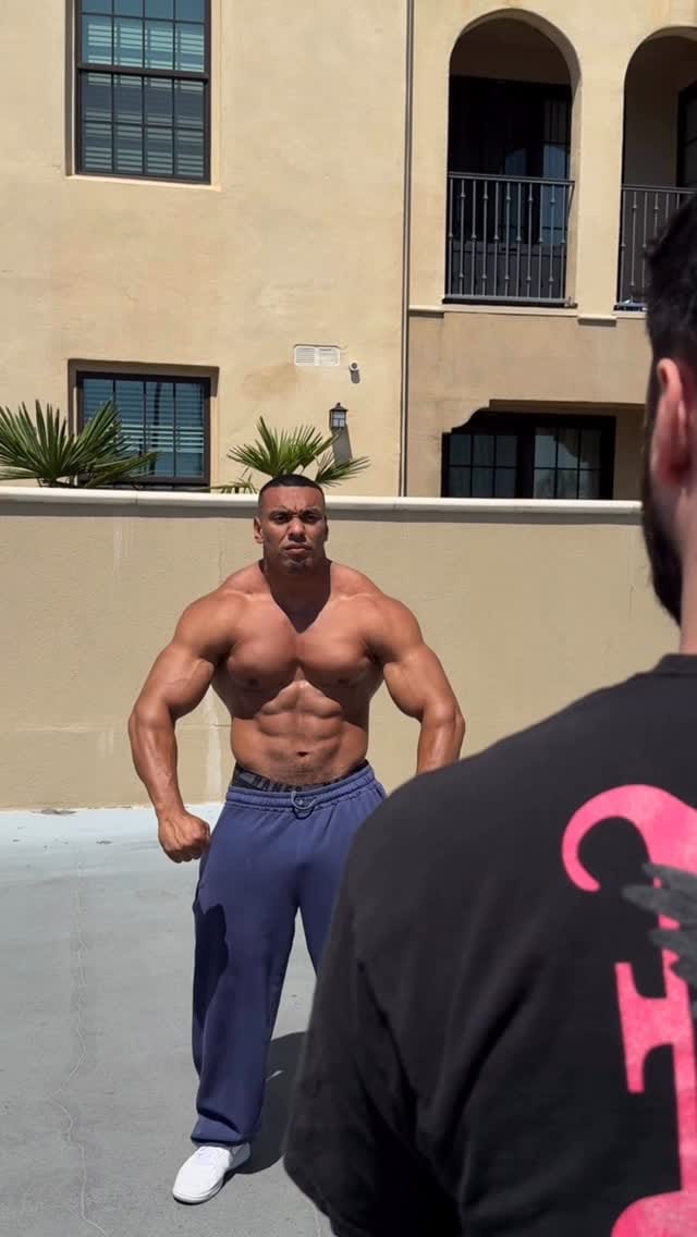 Post 7 by Piques on Instagram (video)