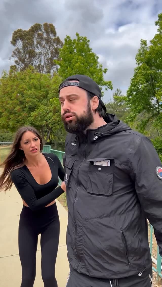 Post 6 by Piques on Instagram (video)