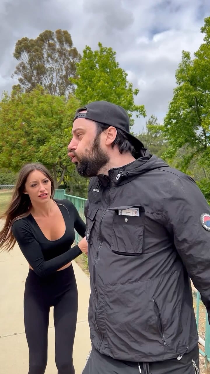 Post 9 by Piques on Instagram (video)