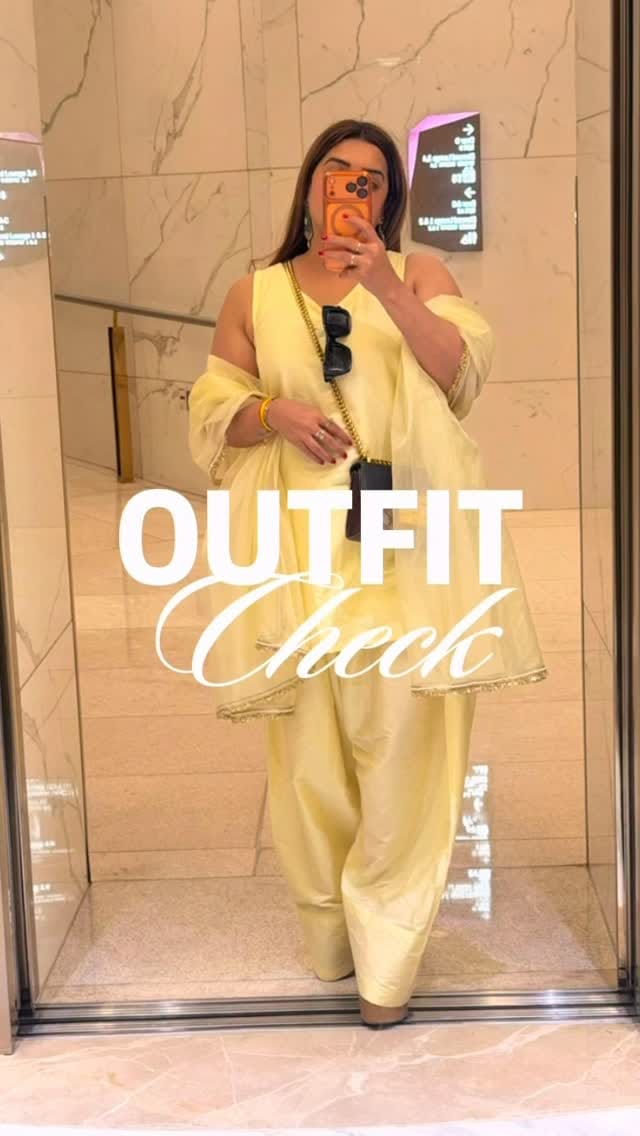 Post 3 by Namratha Jauni on Instagram (video)