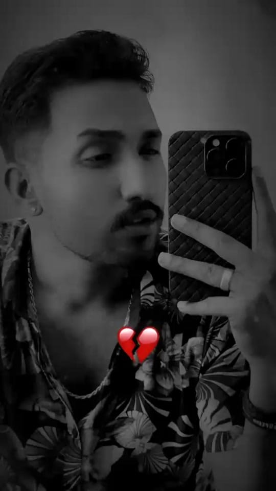 Post 4 by Mr Honey Music 👑🔥 on TikTok (video)