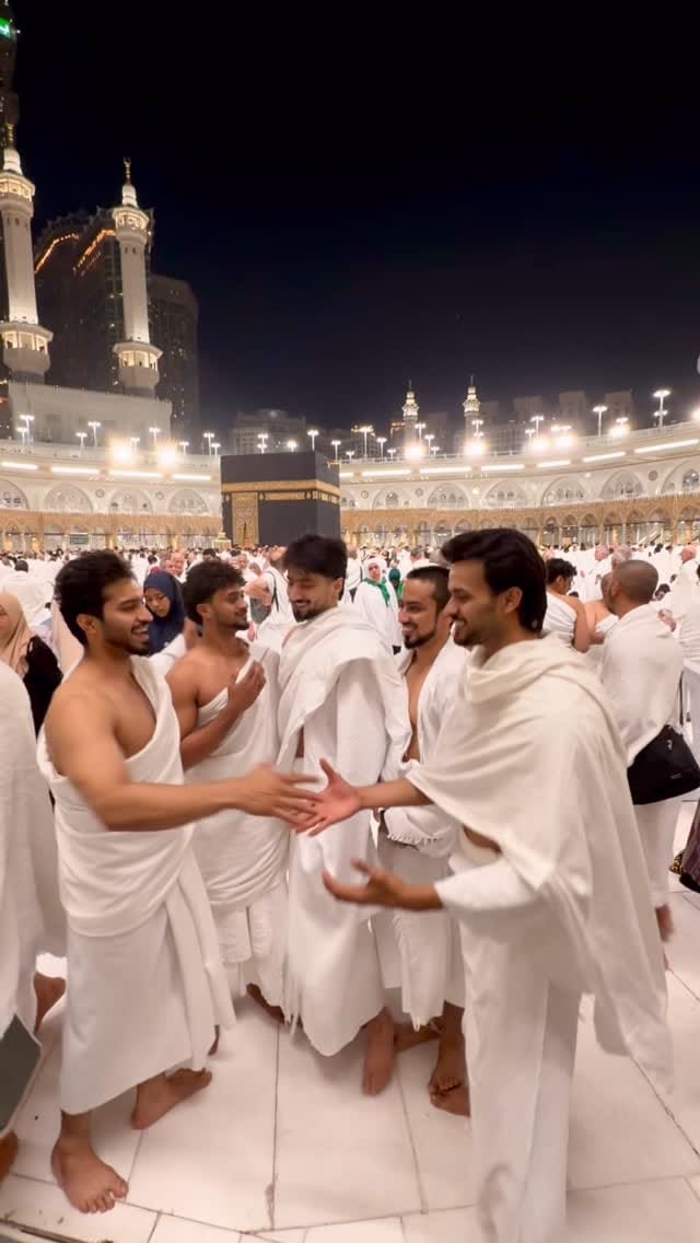 Post 9 by Aas Khan on Instagram (video)