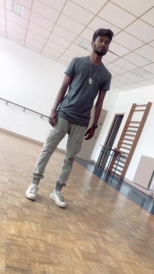 Post 3 by thinzz 🕺🏽 on TikTok (video)