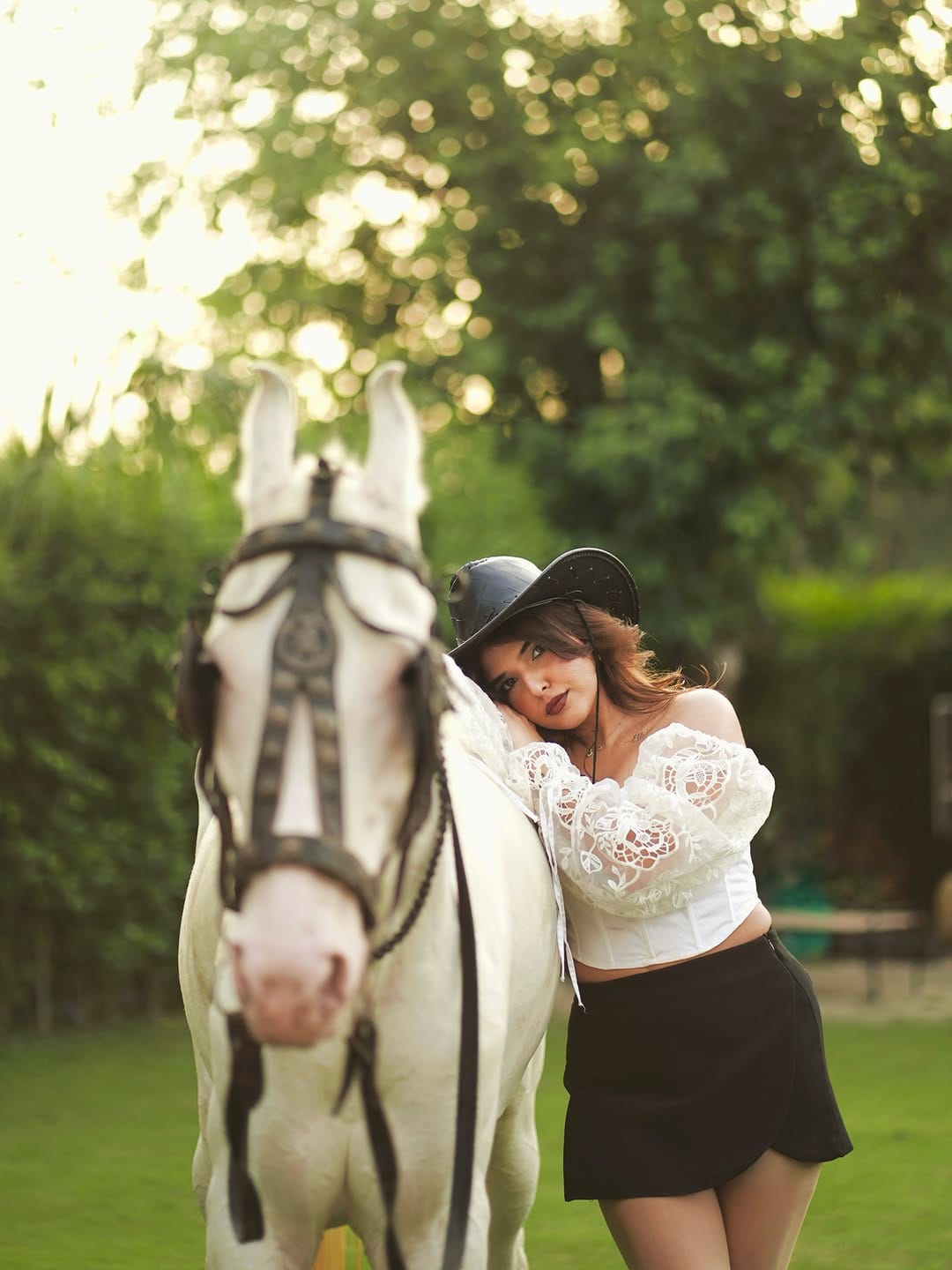 Post 7 by Ashi Khanna on Instagram (carousel)