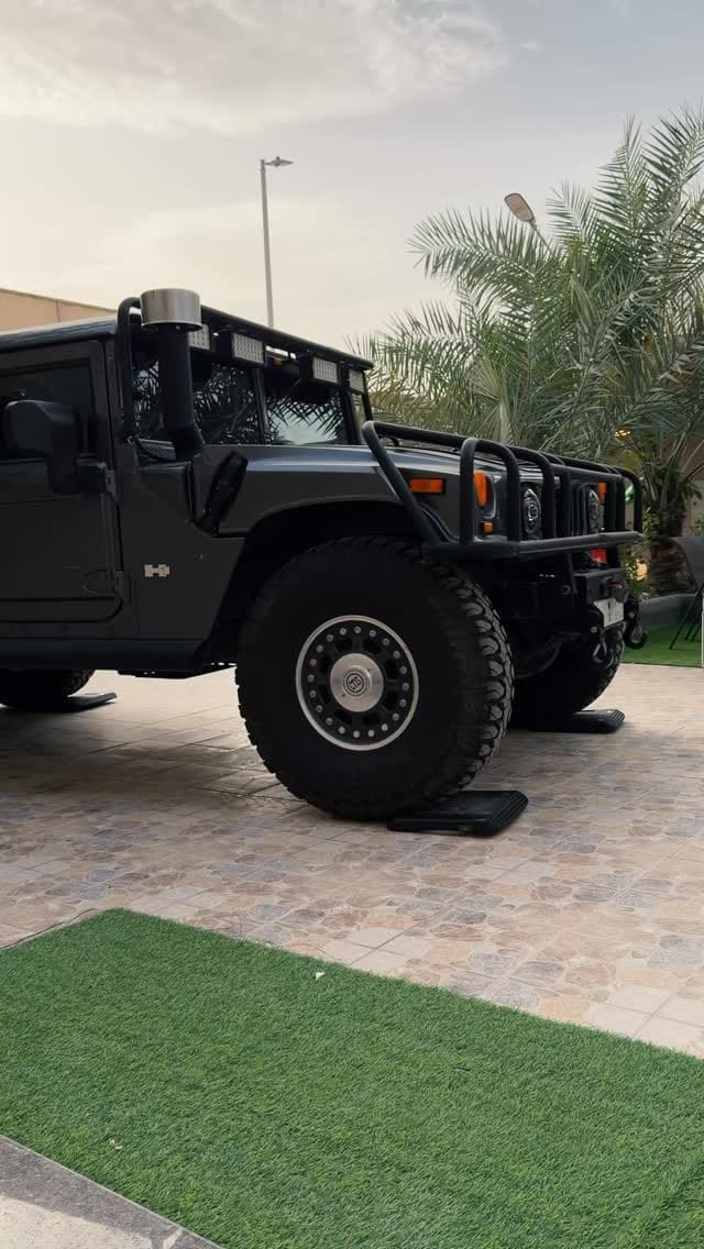 Post 1 by Saleh Alzahrani on Instagram (video)