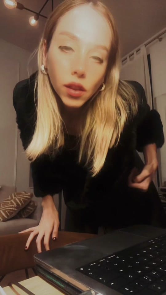 Post 9 by Margot White on TikTok (video)