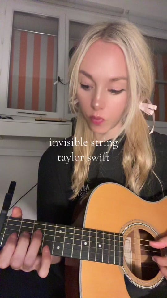 Post 5 by Margot White on TikTok (video)