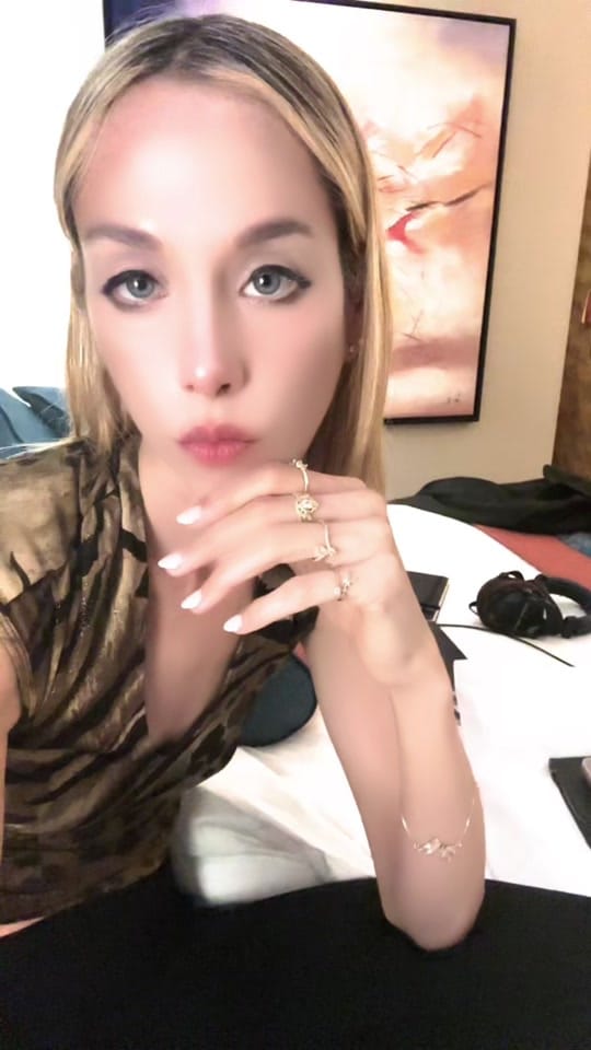 Post 3 by Margot White on TikTok (video)