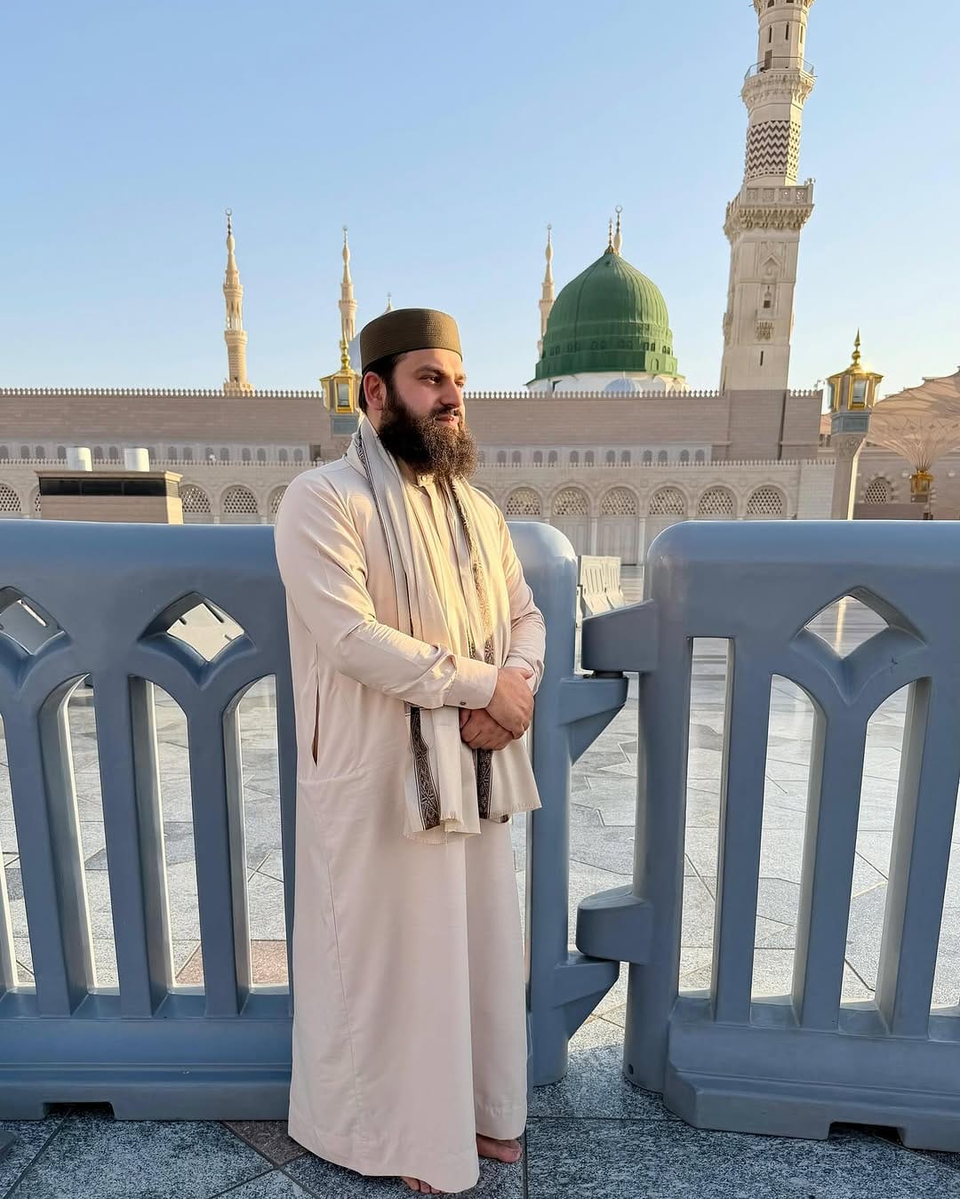 Post 2 by Hafiz Ahmed Raza Qadri on Instagram (carousel)