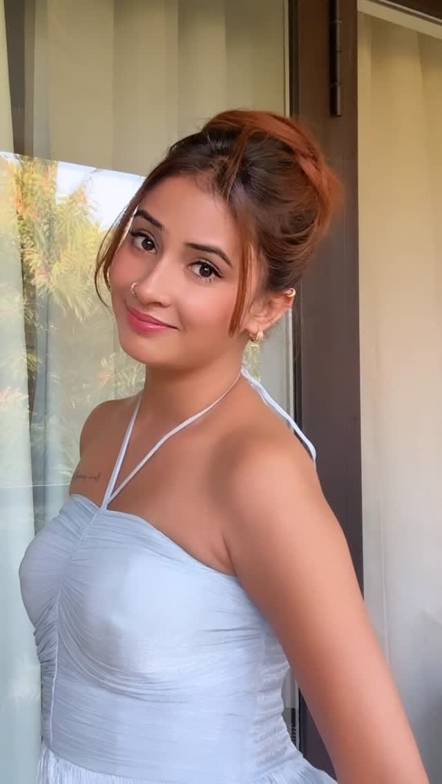 Post 2 by 🌸Jyoti Singh🌸 on Instagram (video)