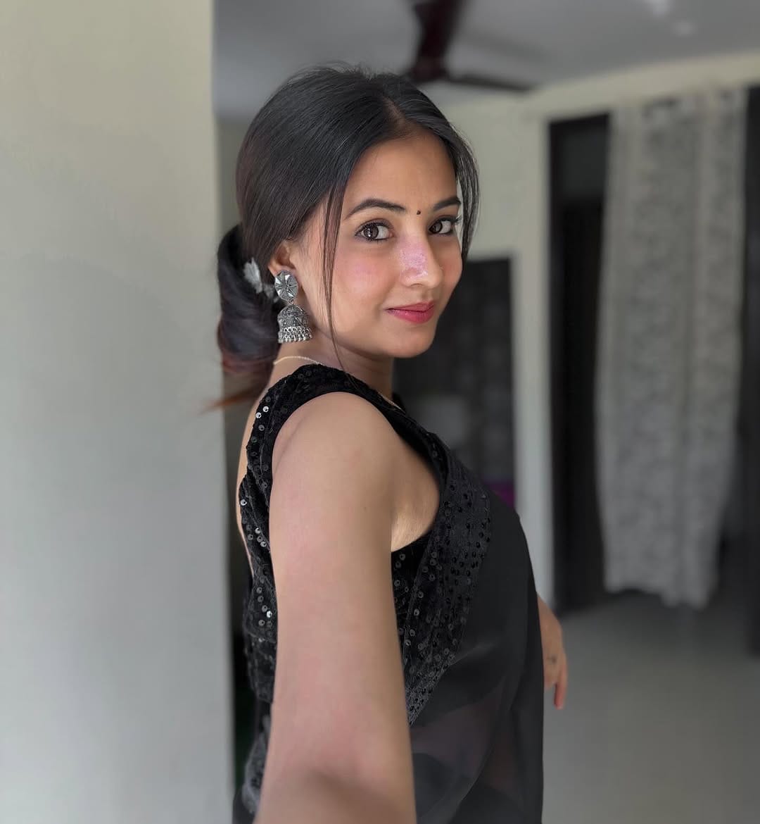 Post 10 by 🌸Jyoti Singh🌸 on Instagram (image)