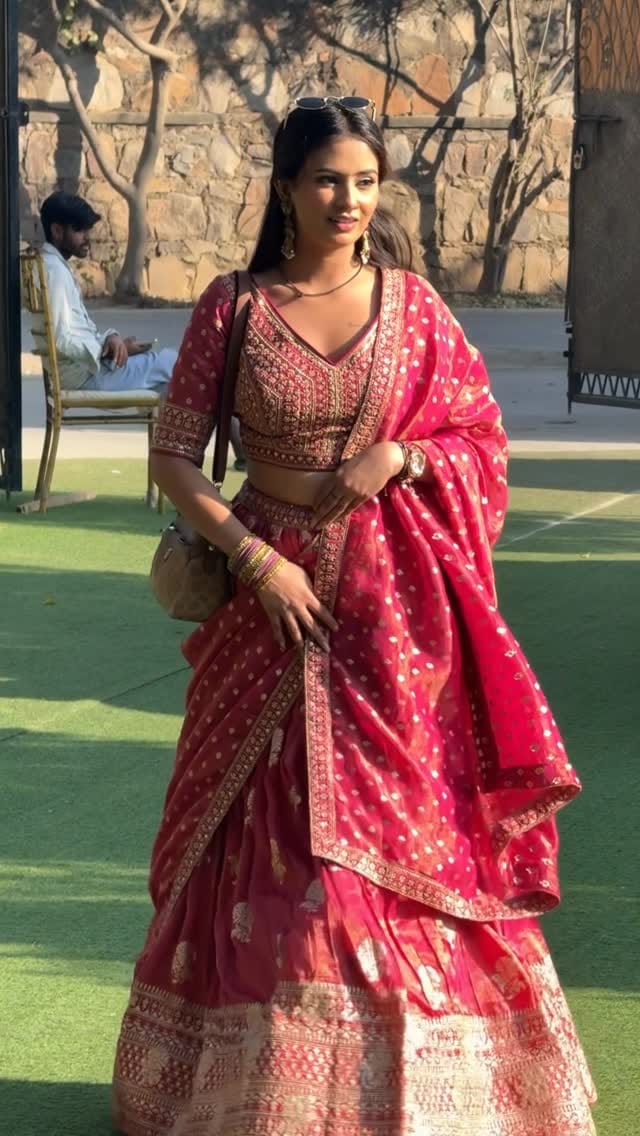 Post 6 by 🌸Jyoti Singh🌸 on Instagram (video)