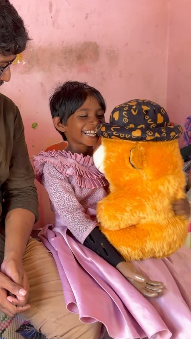 Post 1 by Mohamed Ashik on Instagram (video)