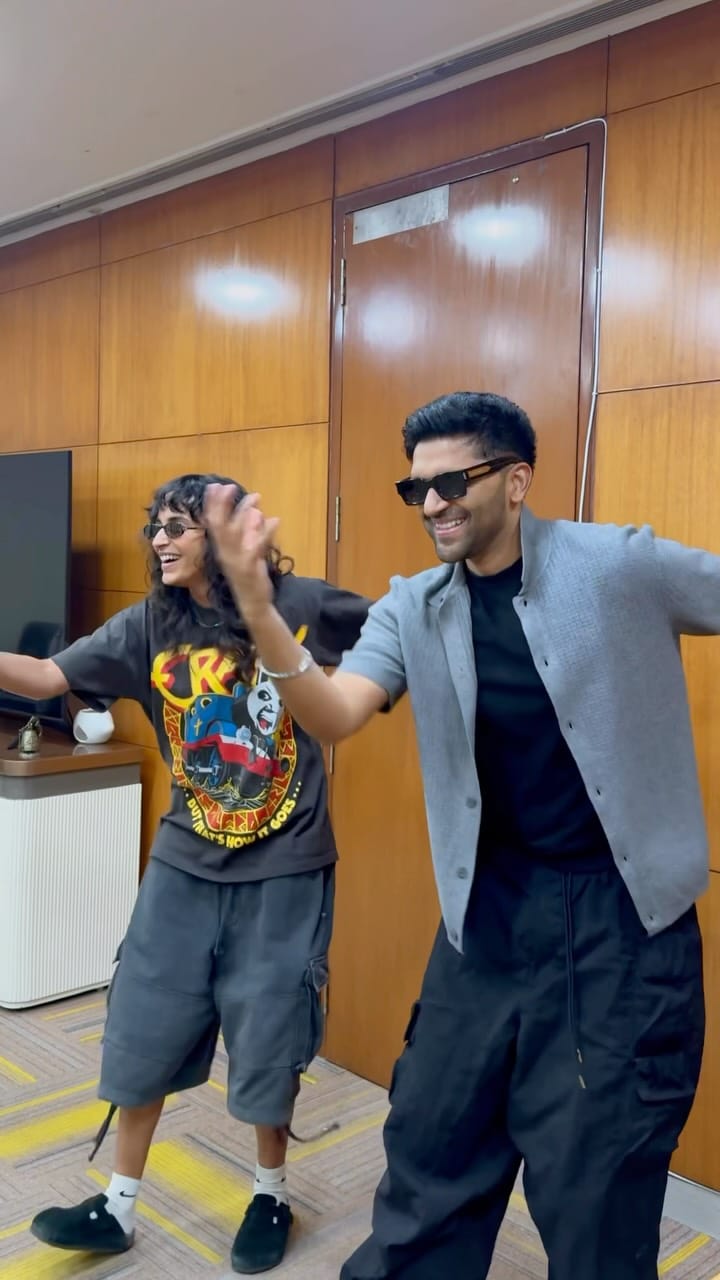 Post 4 by Ruhee Dosani on Instagram (video)