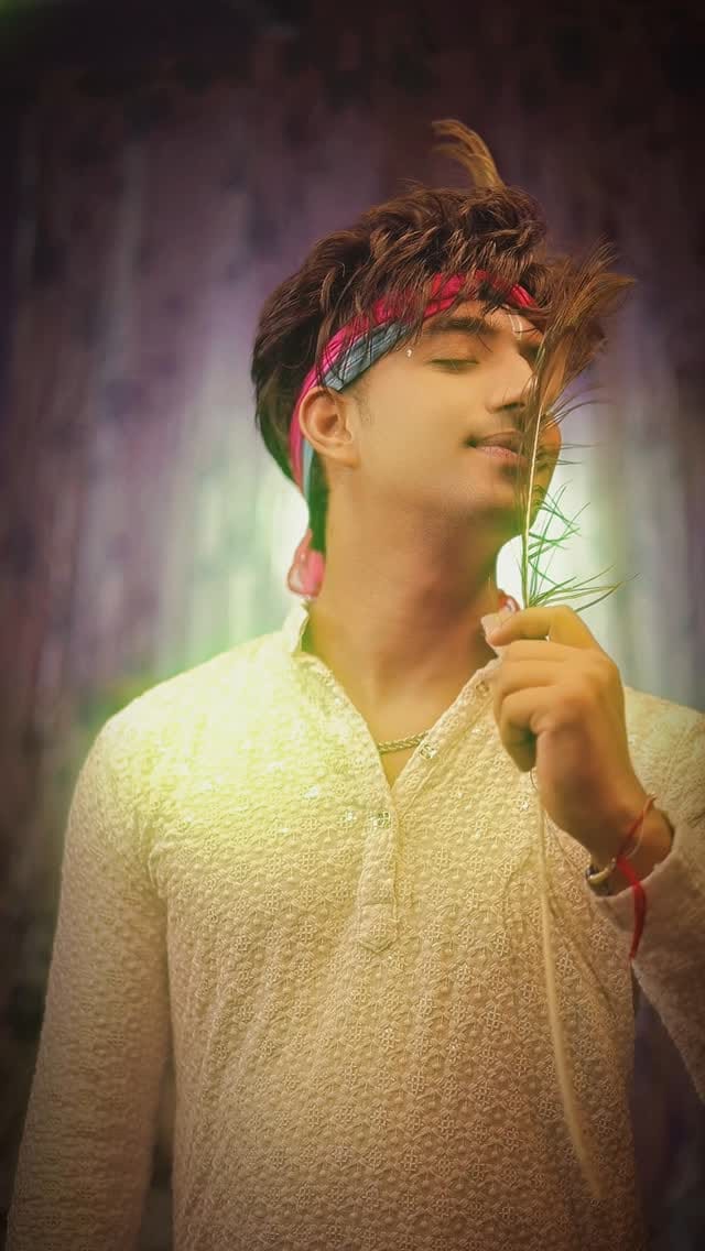 Post 7 by SAHIL on Instagram (video)