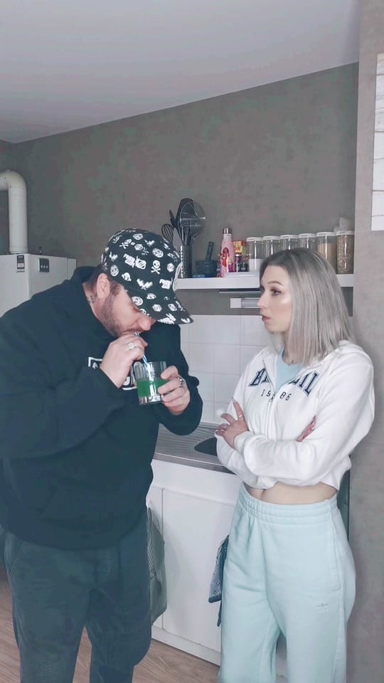 Post 4 by 👸🏼🔞😂Meilii&Driks😂🔞🤴 on TikTok (video)