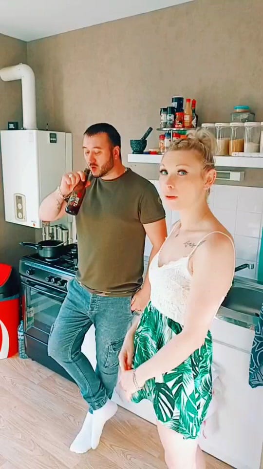 Post 8 by 👸🏼🔞😂Meilii&Driks😂🔞🤴 on TikTok (video)
