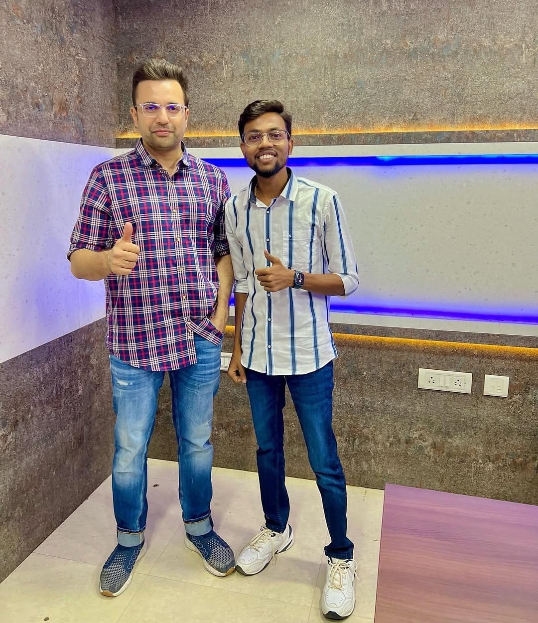 Post 8 by Manoj Dey on Instagram (carousel)
