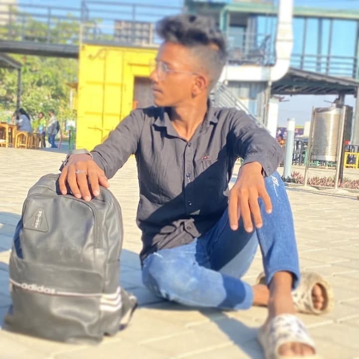 Post 6 by Sujal jaiswal on Instagram (image)