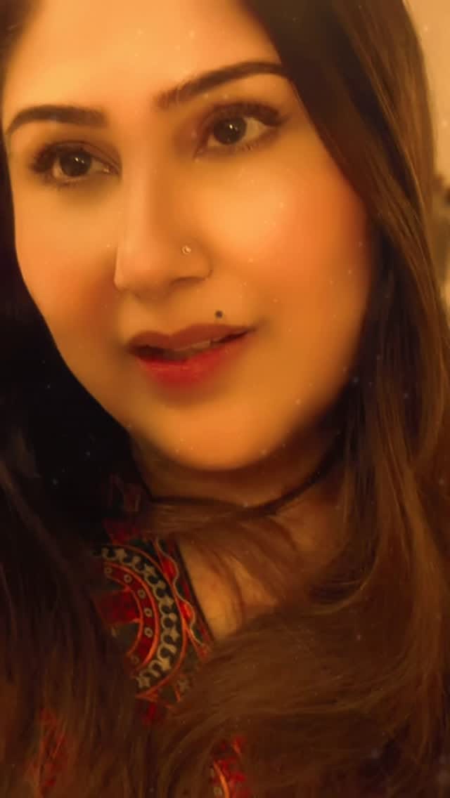 Post 3 by Deepika Shah on Instagram (video)