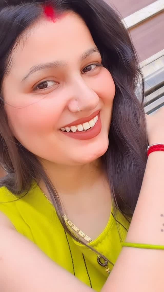 Post 3 by Muskan Yadav on Instagram (video)