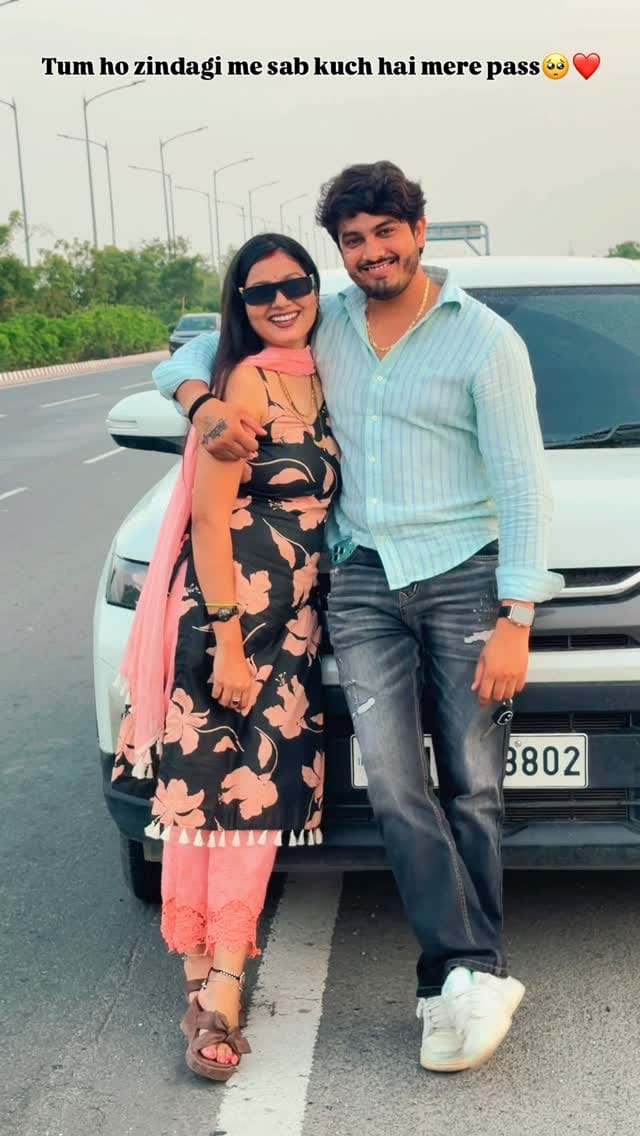 Post 8 by Muskan Yadav on Instagram (video)