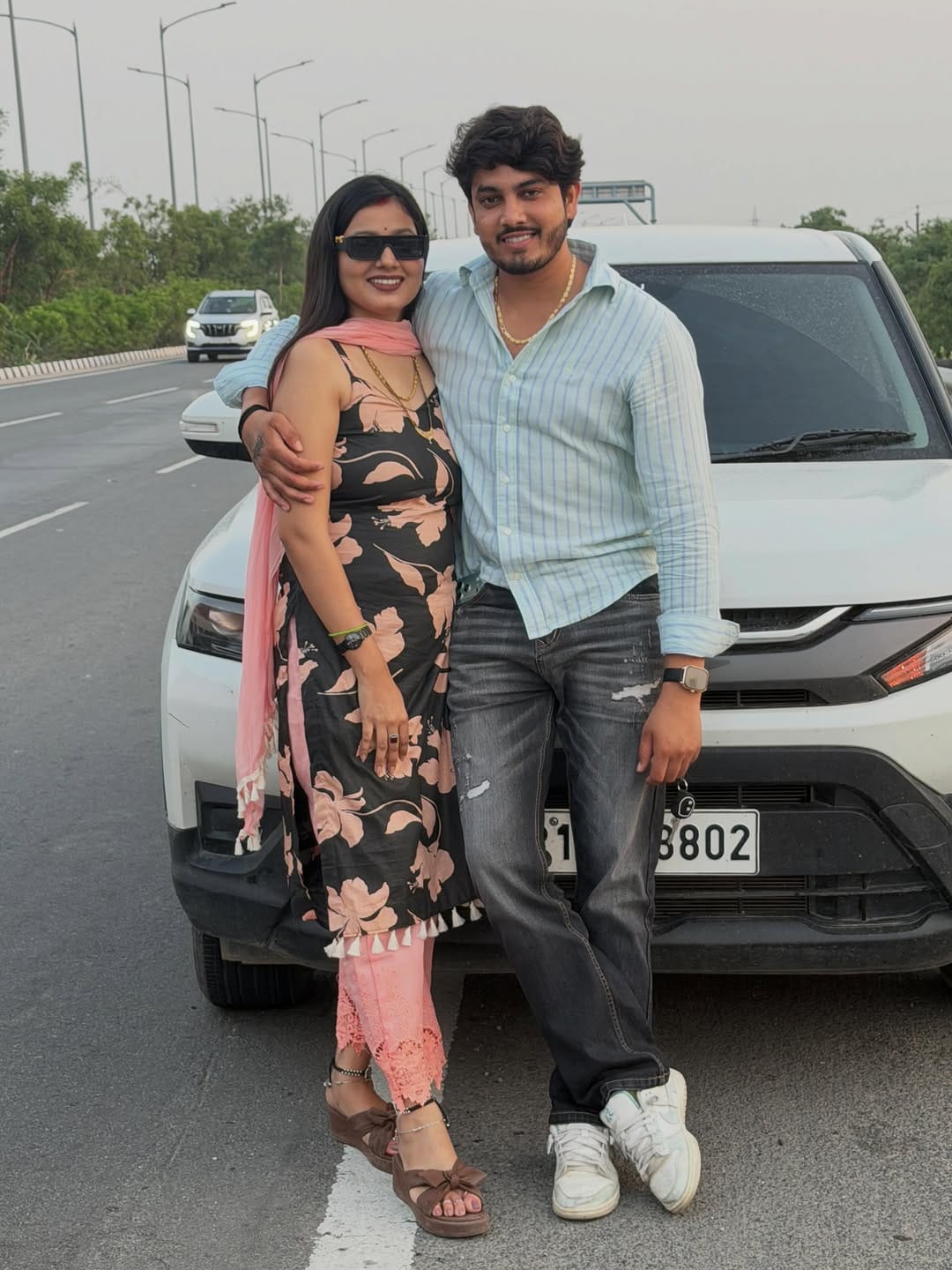 Post 6 by Muskan Yadav on Instagram (image)
