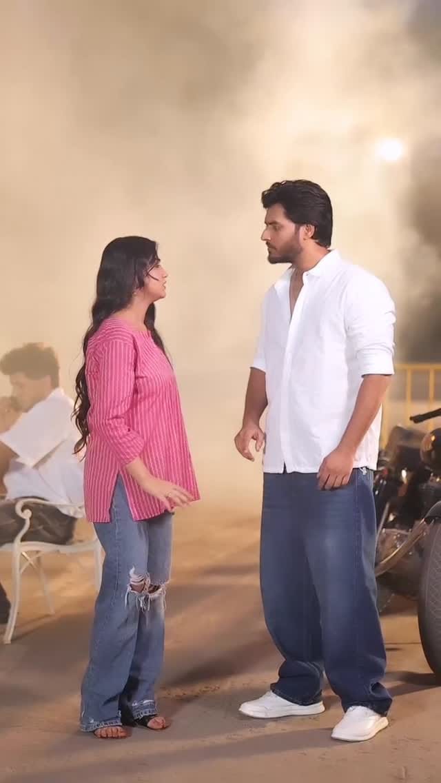 Post 3 by Parul Tiwari on Instagram (video)